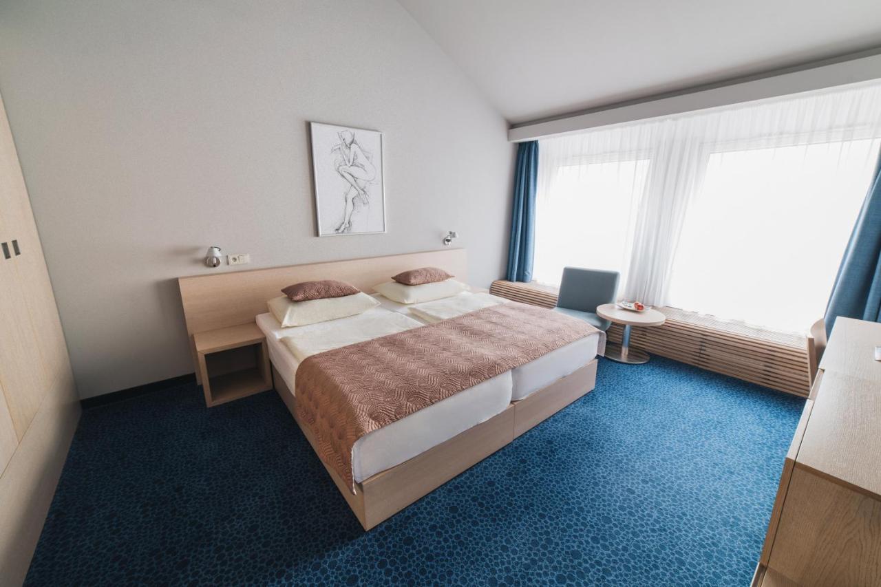 ホテル スプリット カダニ 部屋 写真